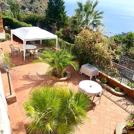 Bed & Breakfast Casa Dei Sogni *