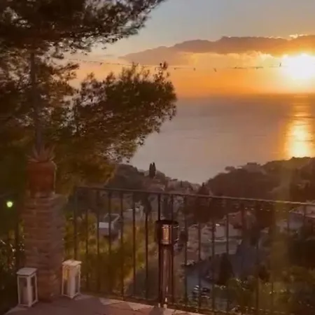 Casa Dei Sogni Alojamento de Acomodação e Pequeno-almoço Taormina